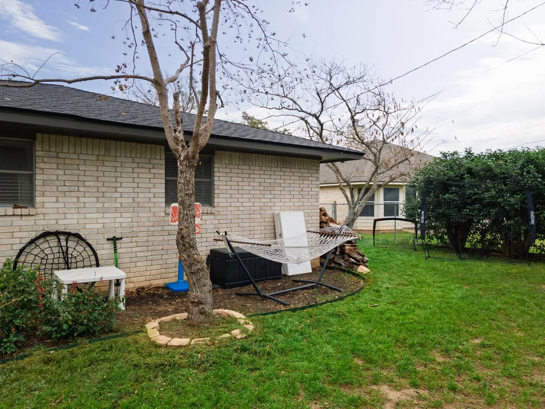 Photo of 531 Santa Clara RD