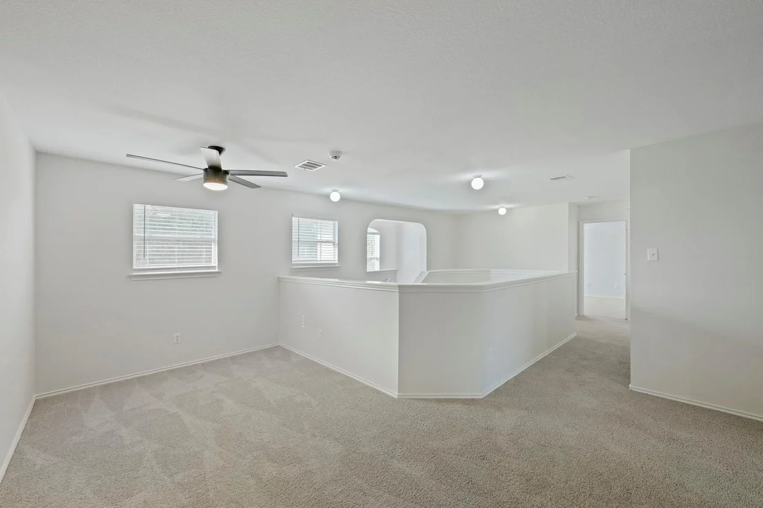 Photo of 399 Paddington DR