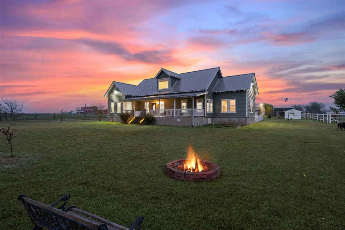 Photo of 800 County Road 153