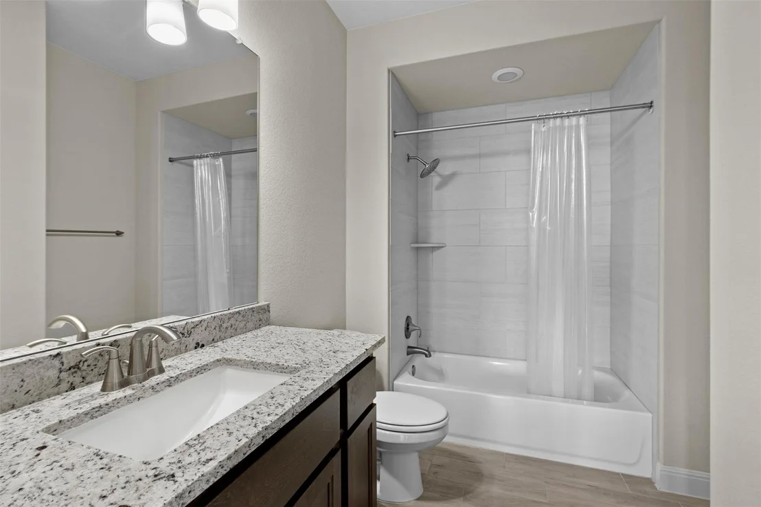 Photo of 305 Miranda WAY
