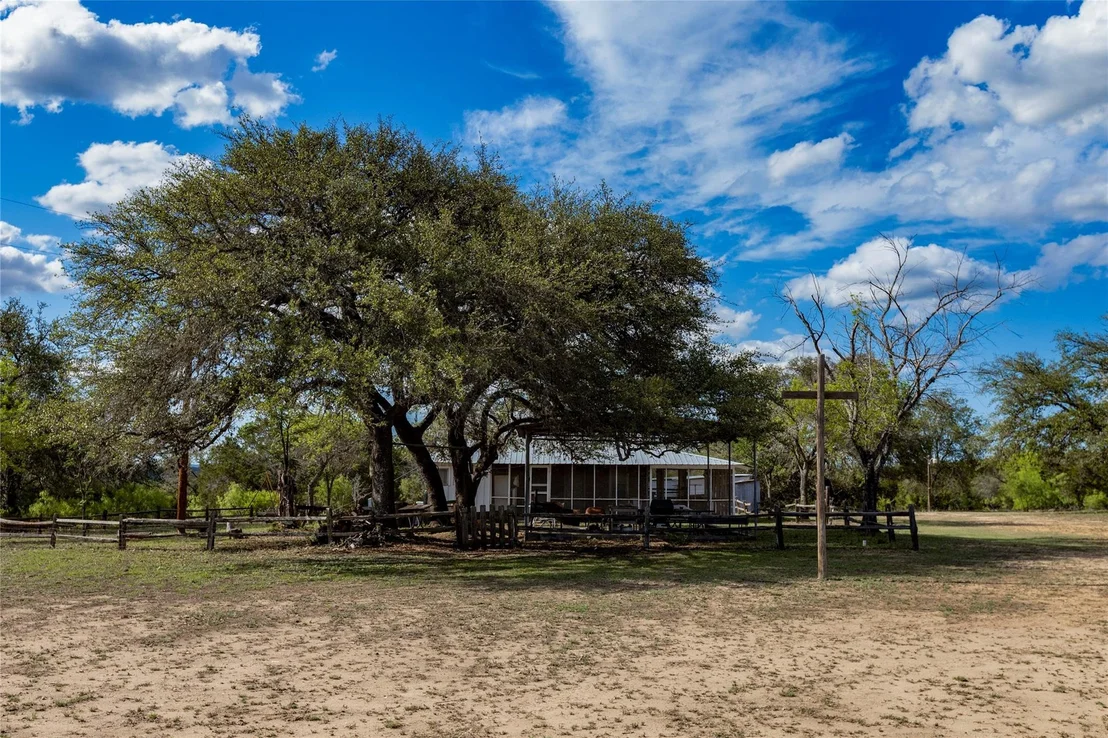 Photo of 9939 County Road 404