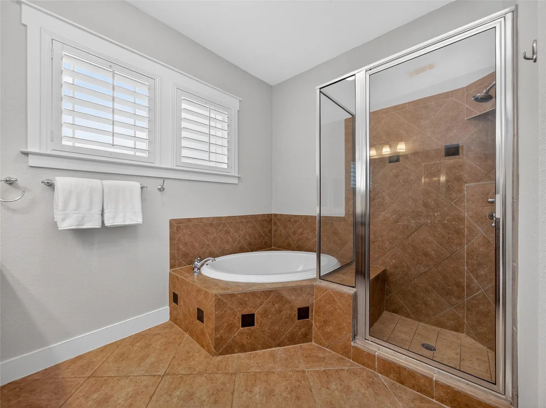 Photo of 2711 Grand Oaks LOOP