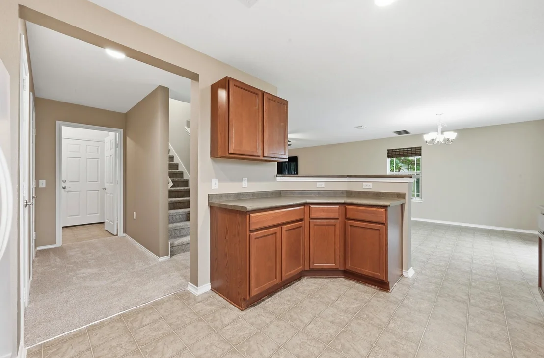 Photo of 6800 Baythorne DR