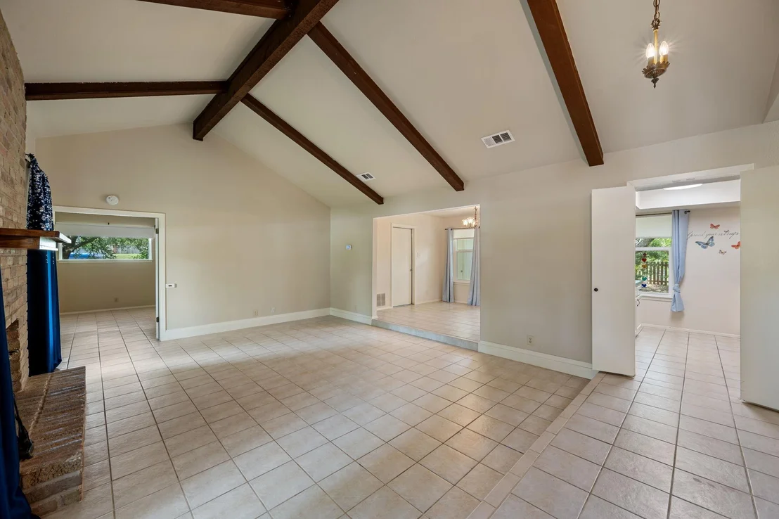 Photo of 236 Lodestone CIR