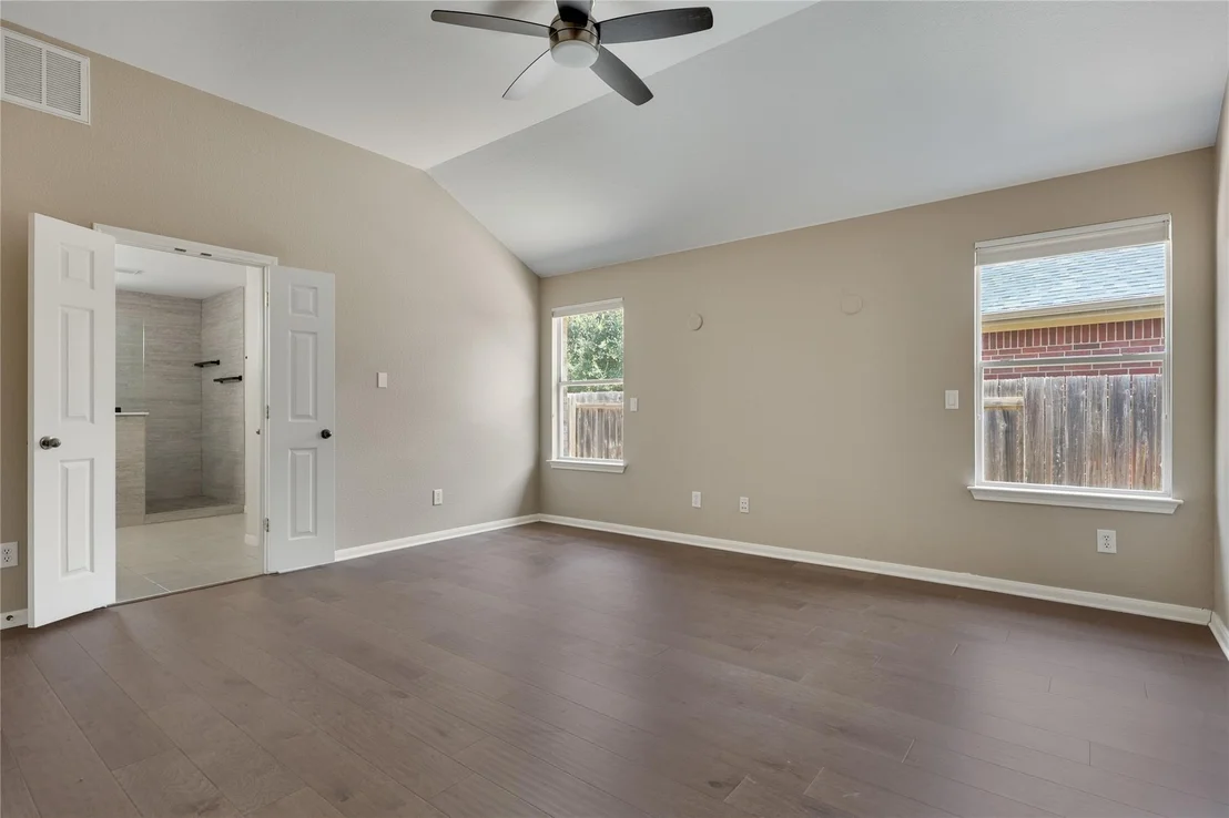 Photo of 328 Hidden Brook LN