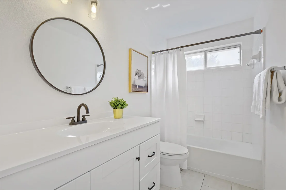 Photo of 2302 Kristen LN