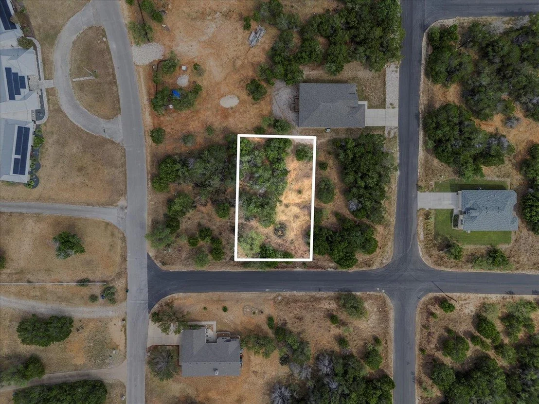Photo of 21900 21902 21904 Osage LN