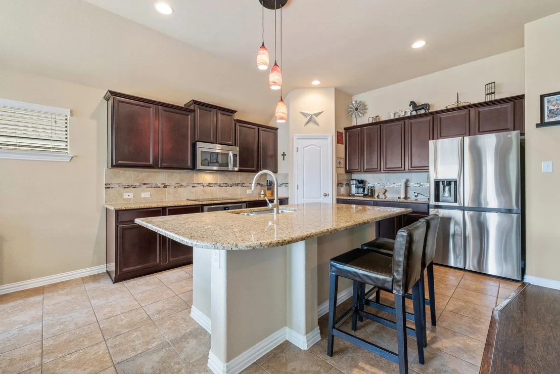 Photo of 921 Tabernash DR