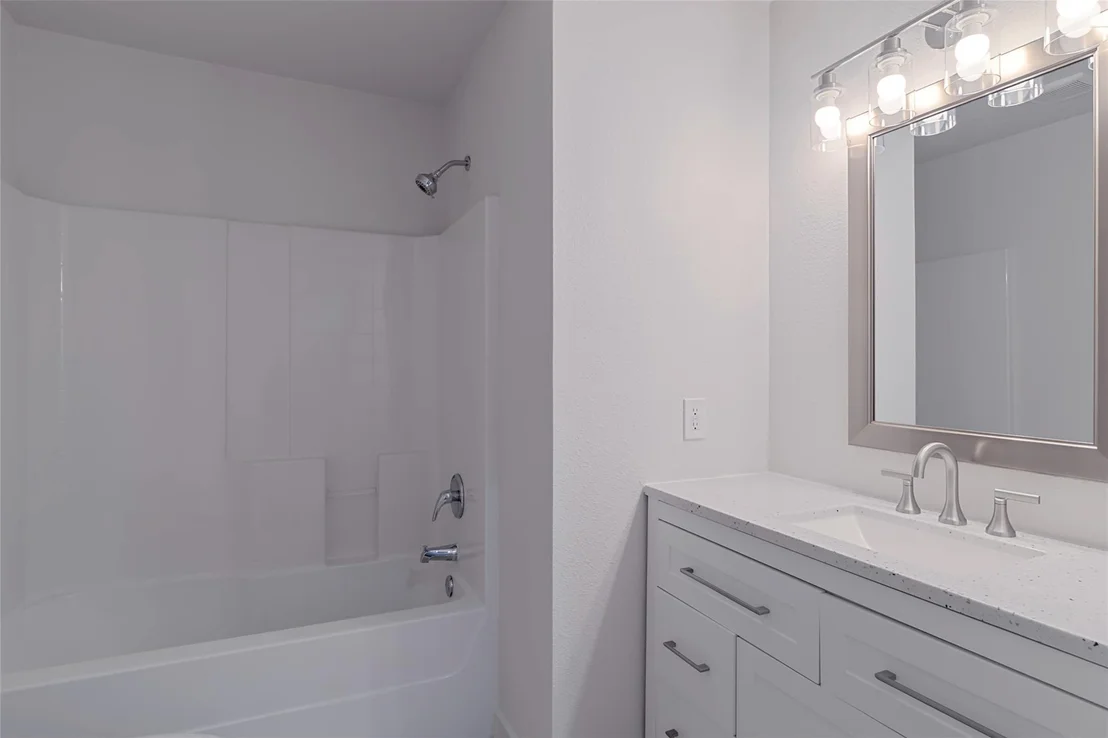 Photo of 7916 Hawthorn