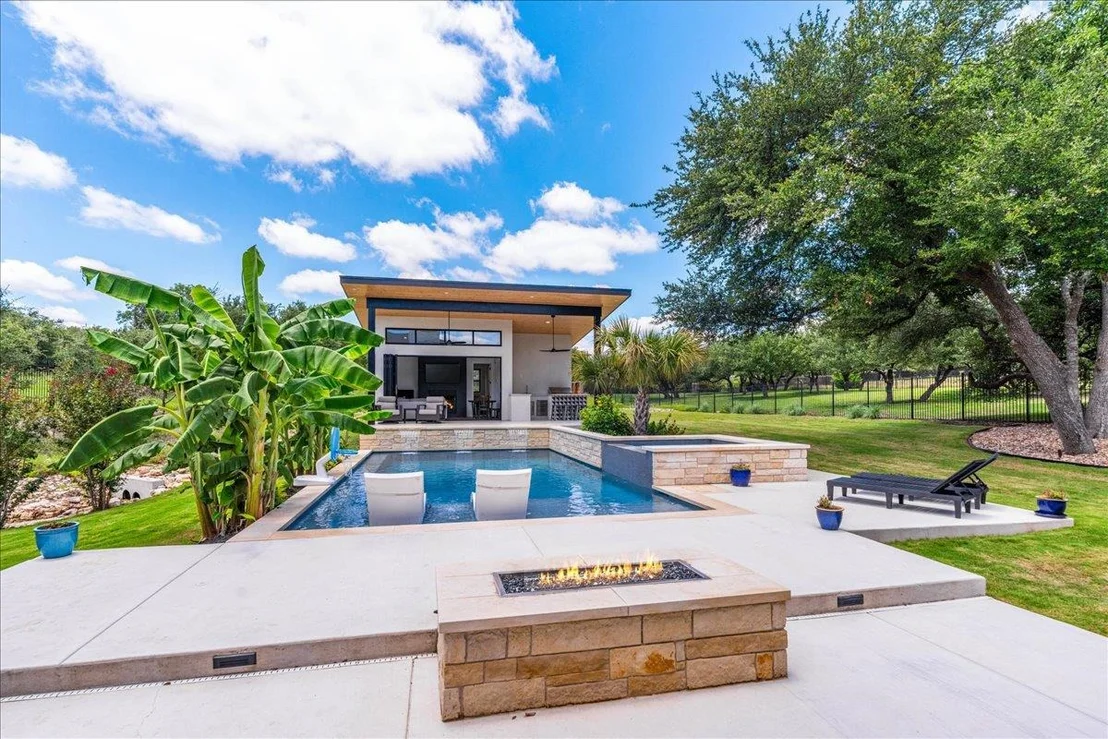 Photo of 9600 Stratus DR