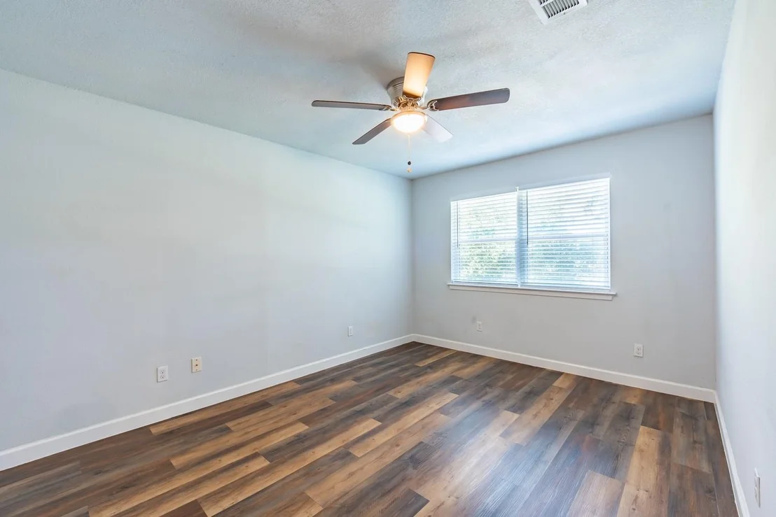 Photo of 11002 Hard Rock RD