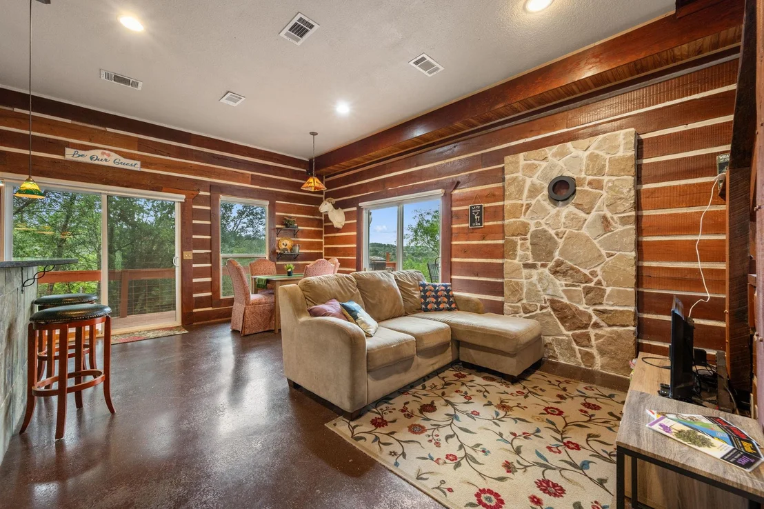 Photo of 28537 Paradise Manor DR