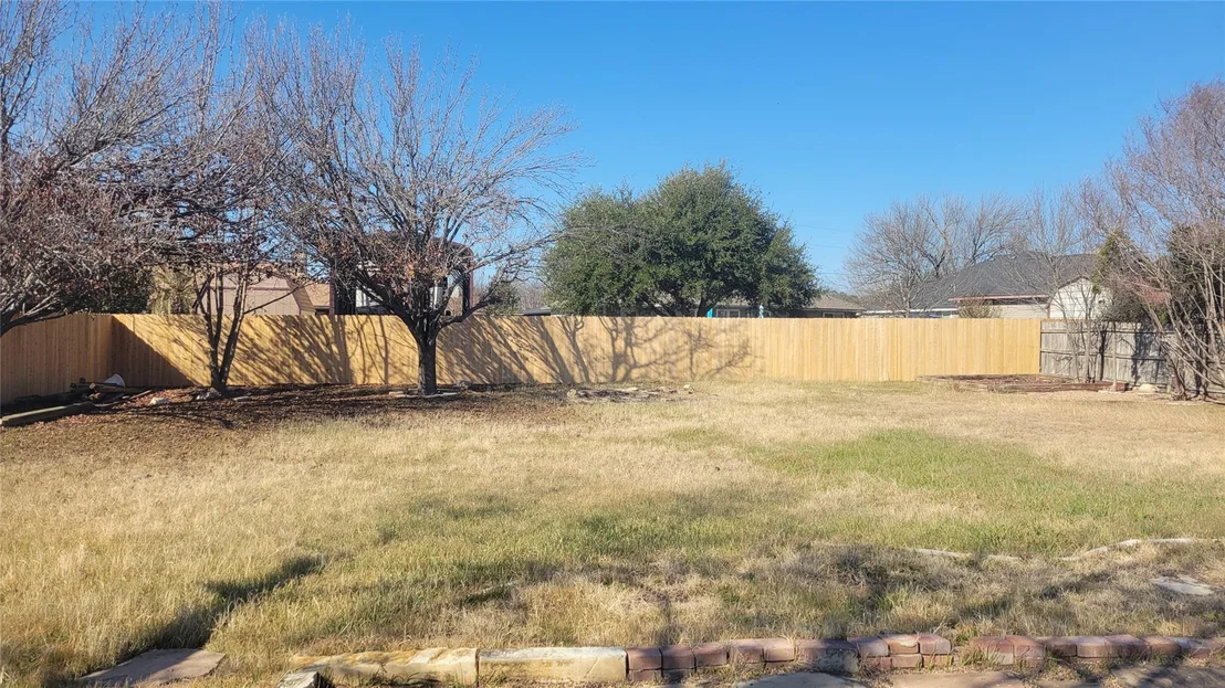 Photo of 1903 Londonderry DR
