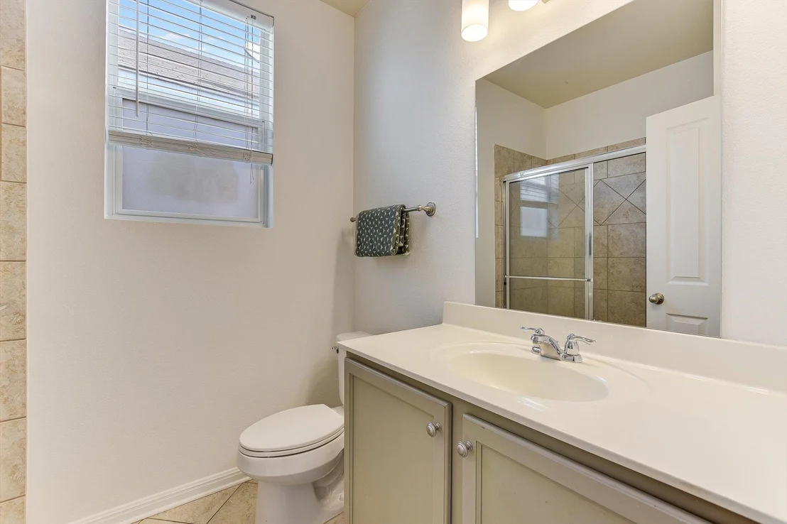 Photo of 175 Grace ST