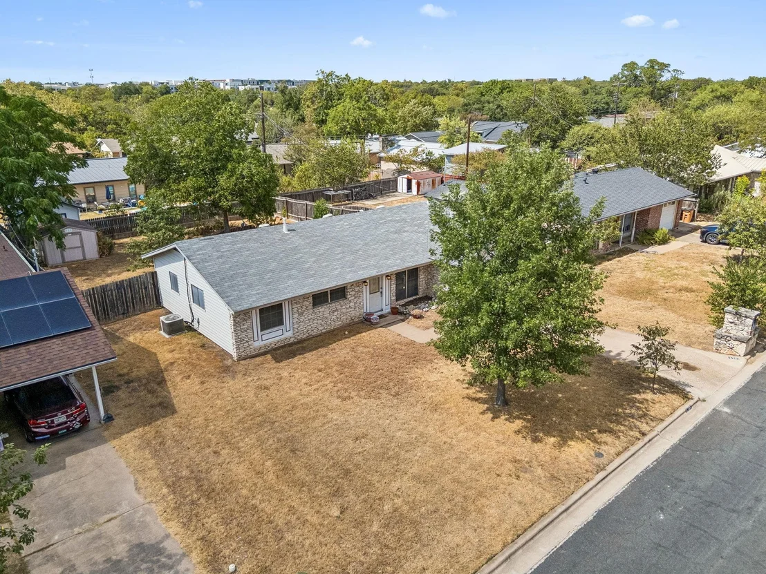 Photo of 6904 Miranda DR