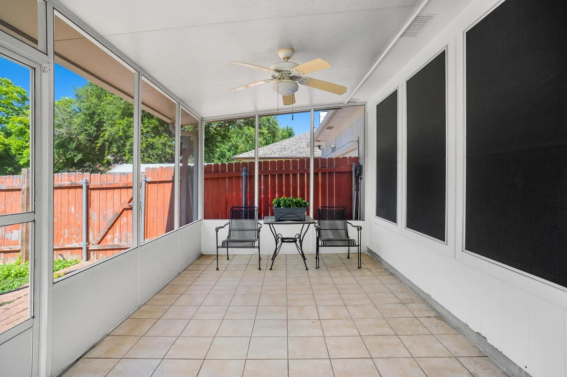 Photo of 1121 Black Locust DR