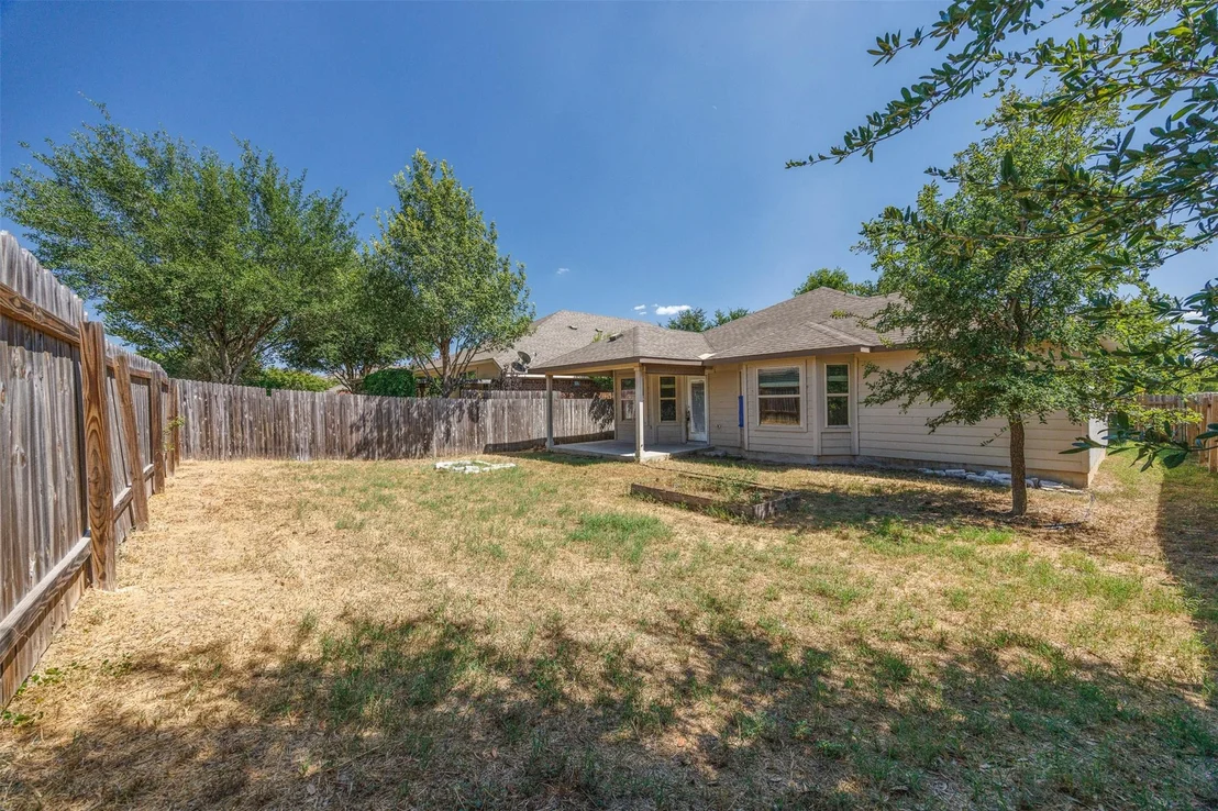 Photo of 2514 Garlic Creek DR