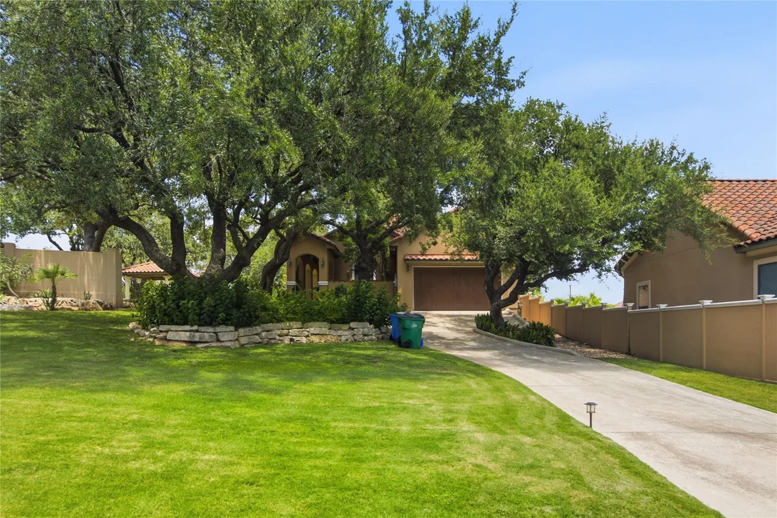 Photo of 15210 Kevin LN
