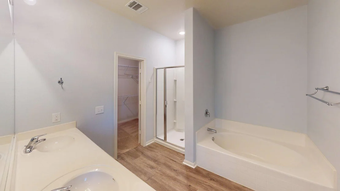 Photo of 1531 Twin Estates DR