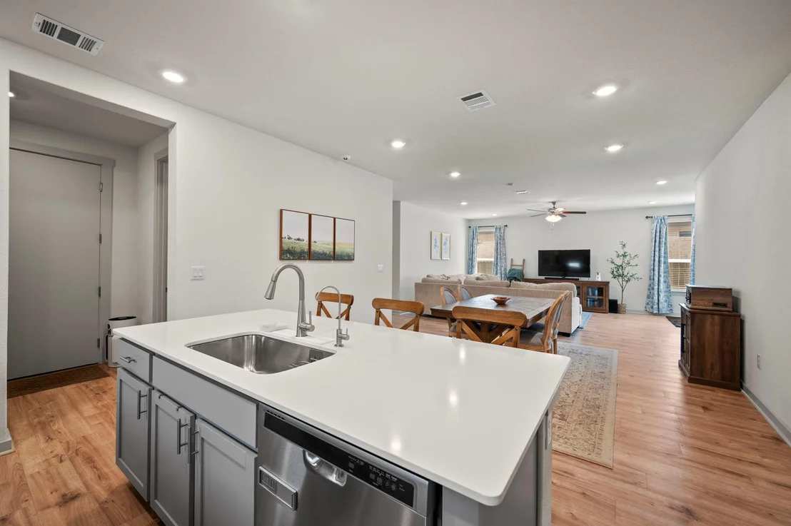 Photo of 608 Peace Pipe WAY