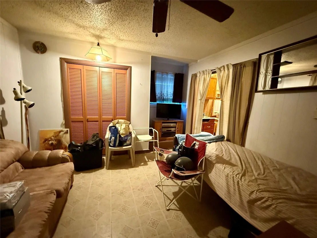 Photo of 100 Skyloop DR
