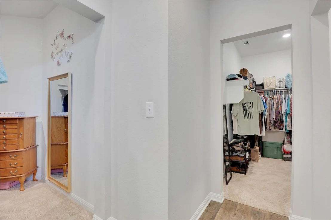 Photo of 235 Bunting LN