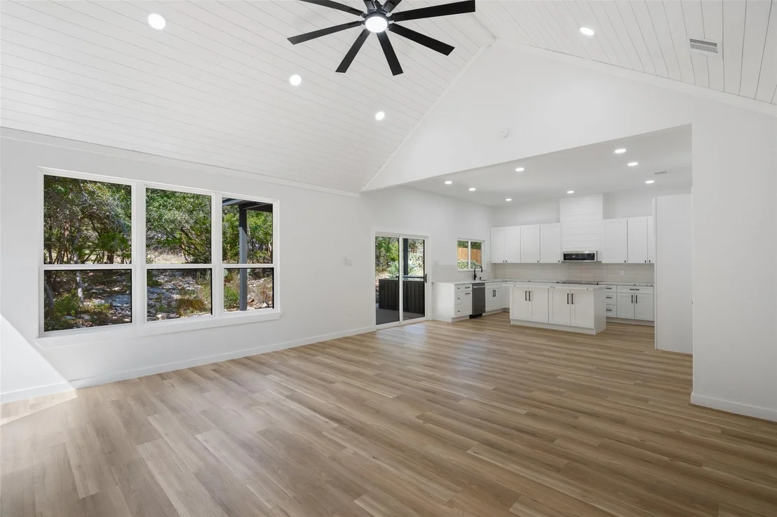 Photo of 30 Creek Side DR