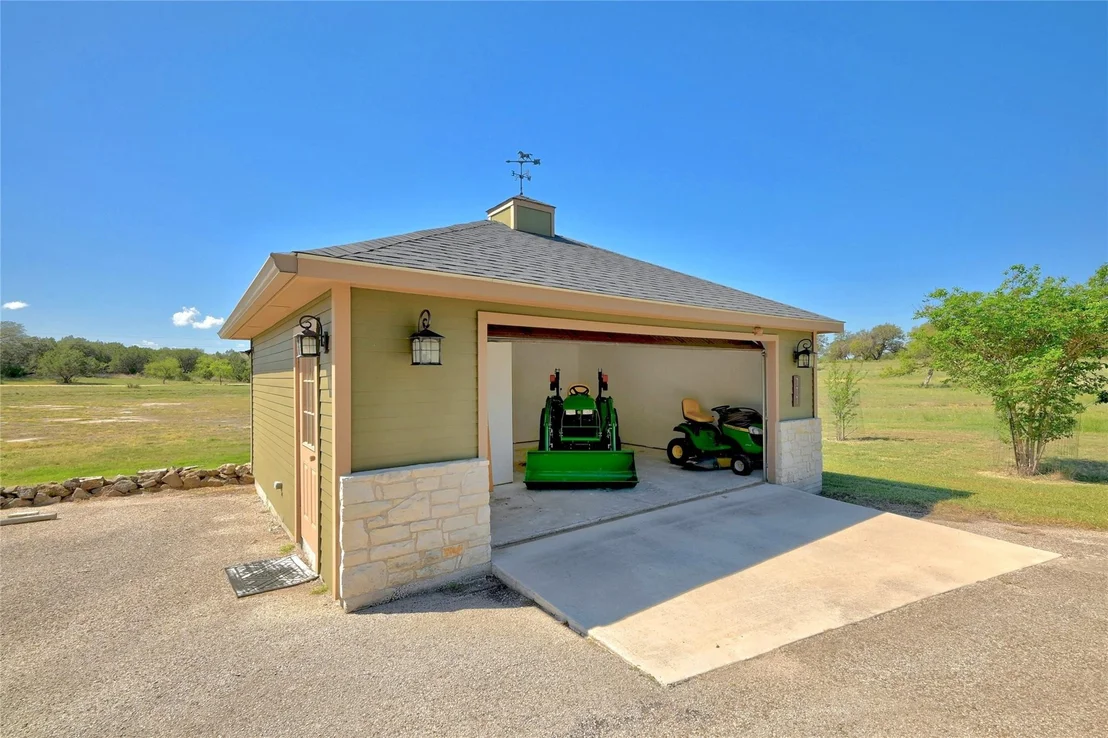 Photo of 111 Ridge Harbor DR