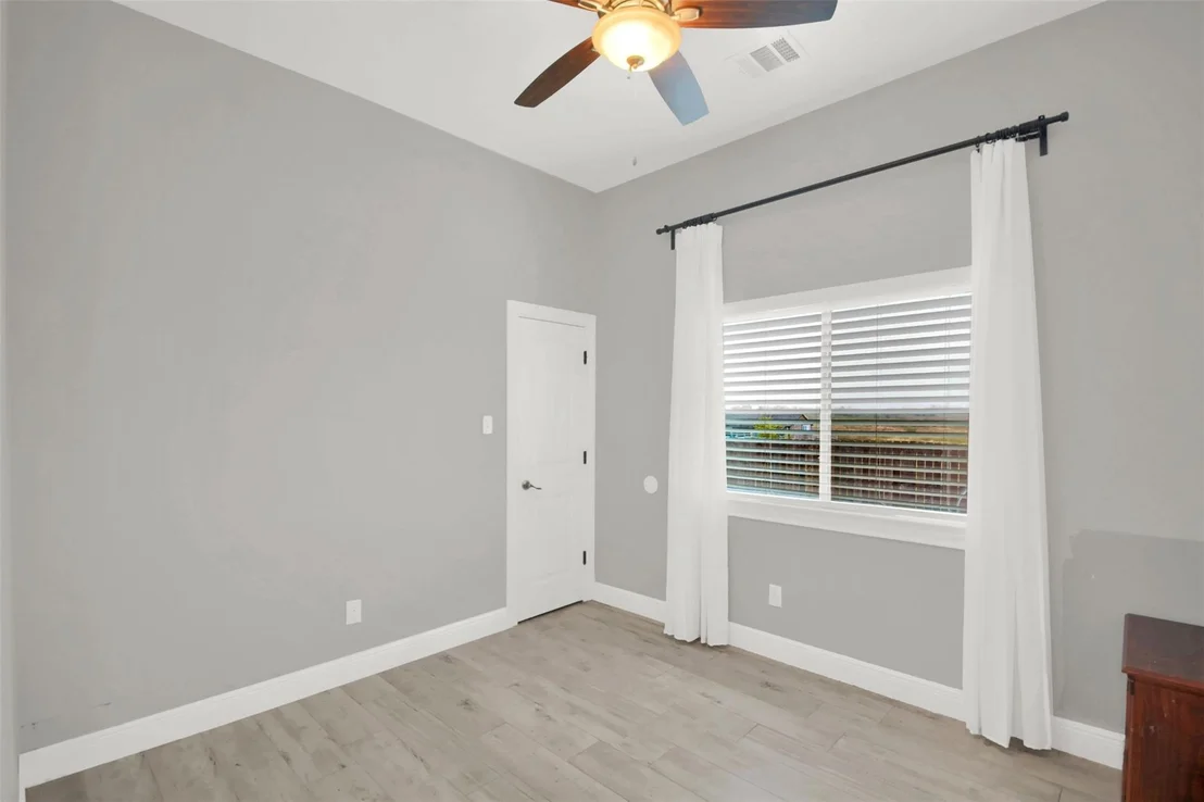 Photo of 3498 County Road 464