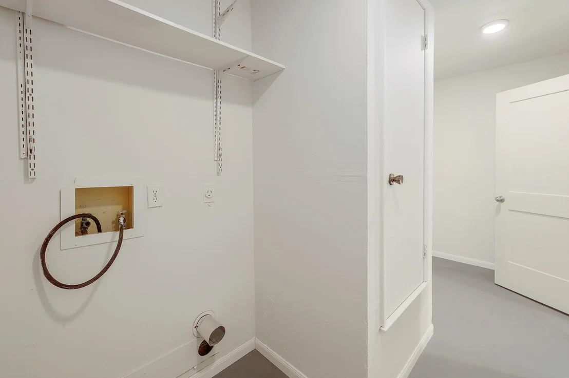 Photo of 8304 Moccasin PATH