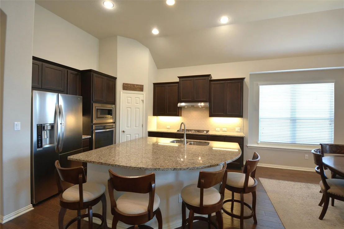 Photo of 142 Venice CV