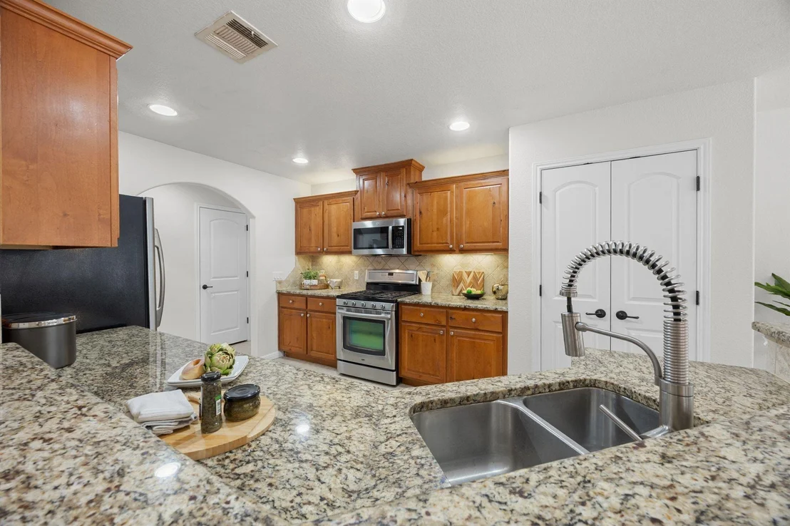 Photo of 4203 Hillside DR