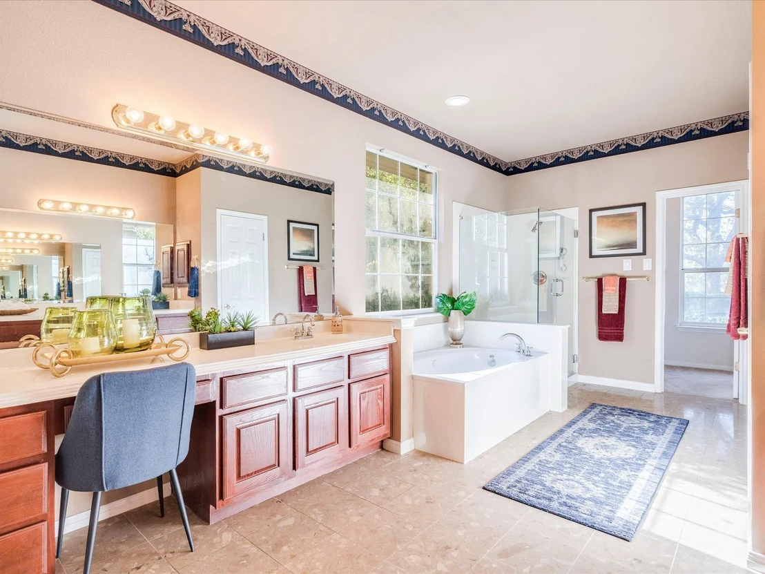 Photo of 10609 River Plantation DR
