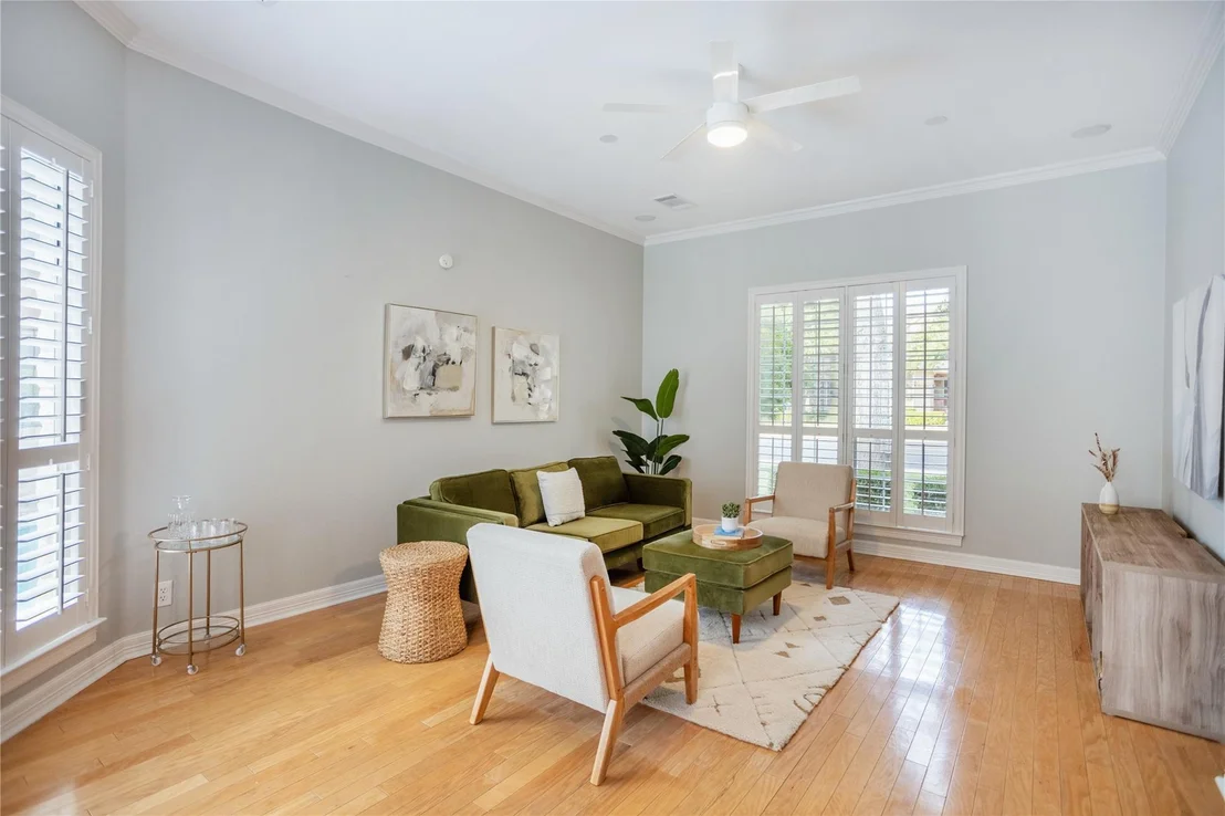 Photo of 10800 River Plantation DR