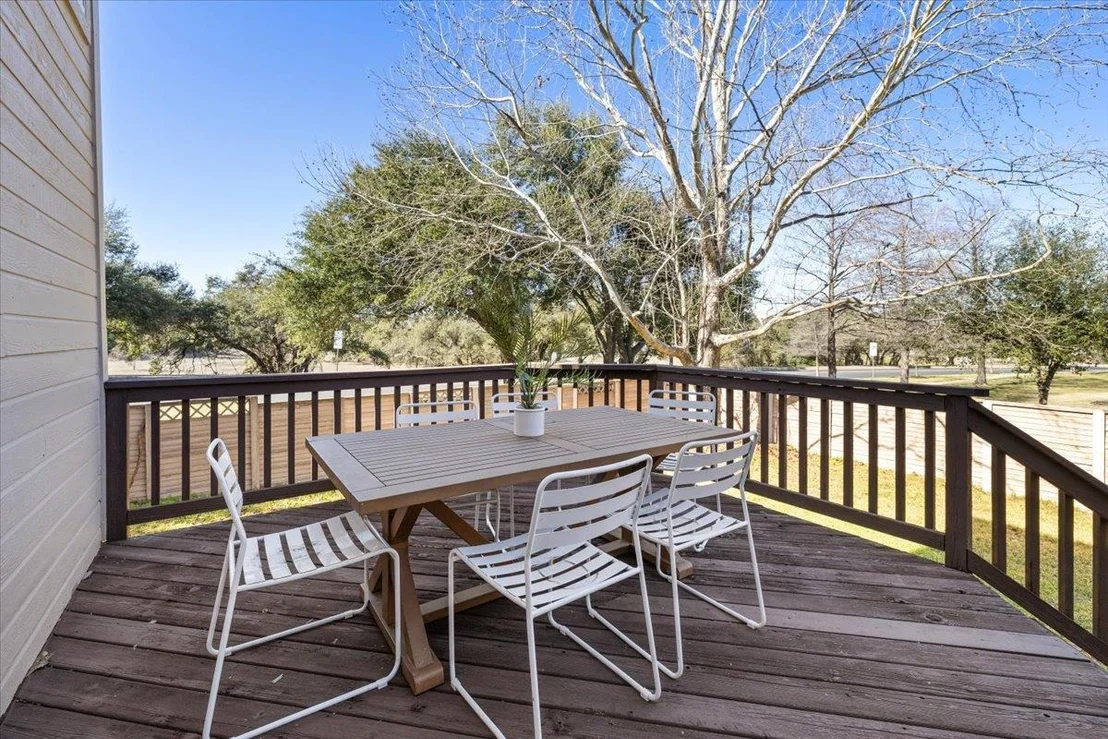 Photo of 10912 Chestnut Ridge RD