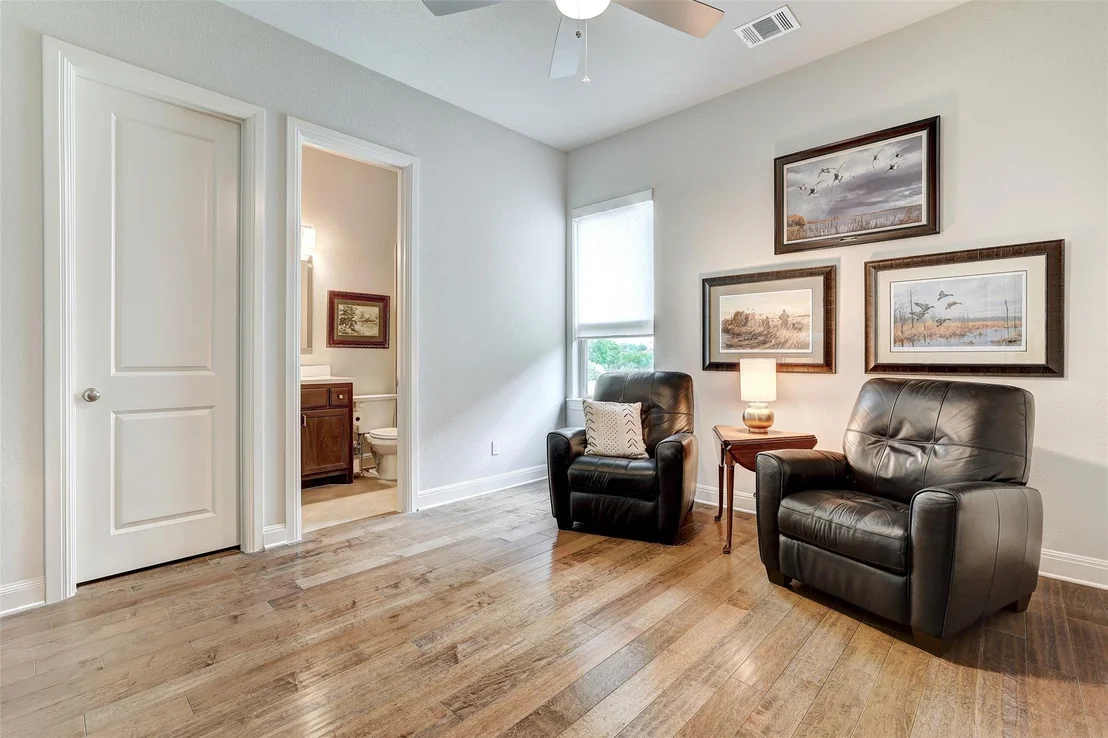 Photo of 400 Canyon View RD