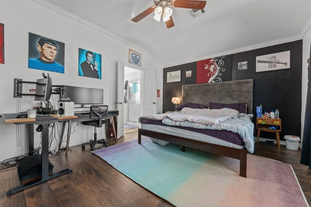 Photo of 1047 Giberson WAY