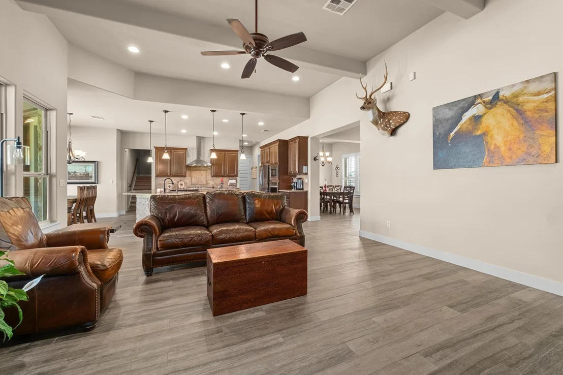 Photo of 337 Golden Eagle LN