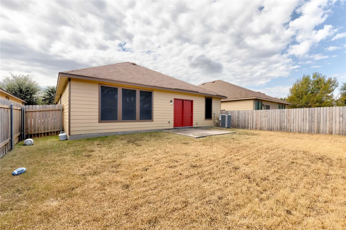 Photo of 824 Mahomet DR
