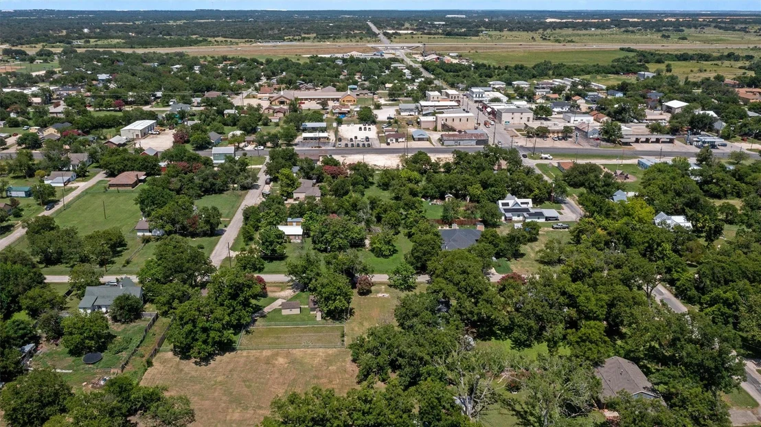 Photo of 101 West Ave