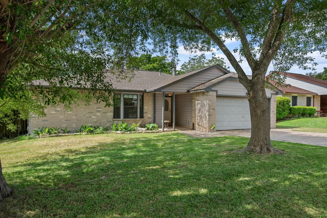 Photo of 1605 Quail Run RD