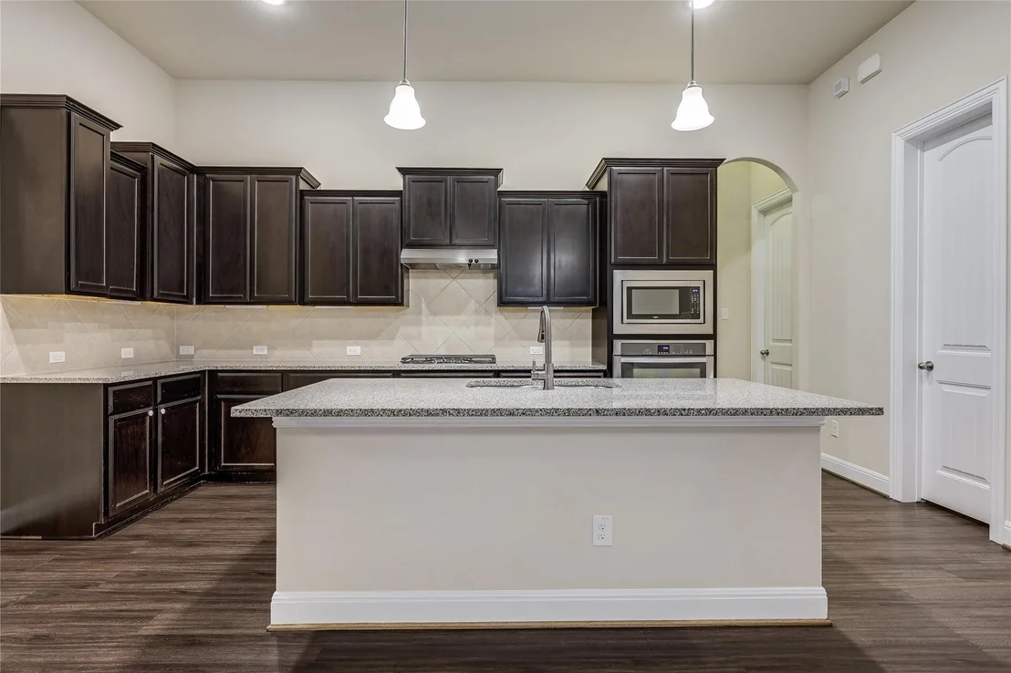 Photo of 21000 Abigail WAY