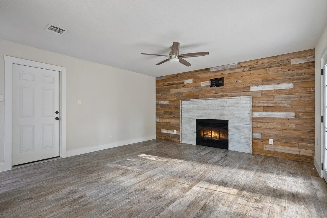 Photo of 13006 Debarr DR