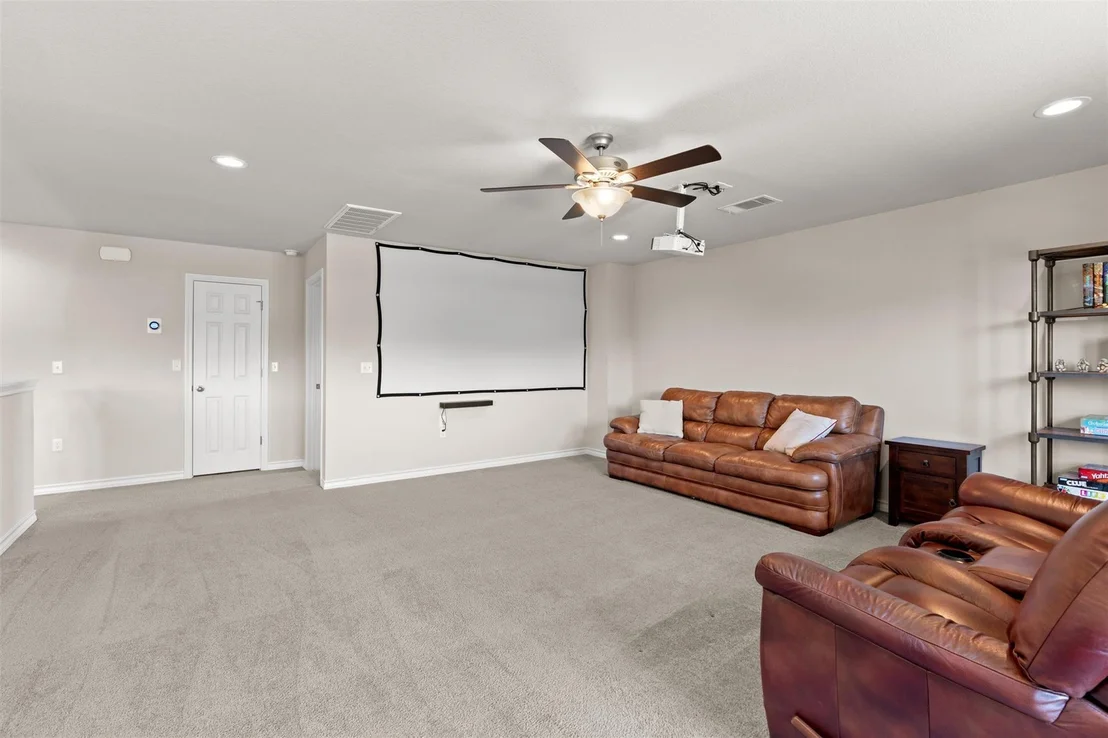 Photo of 5908 Lehman WAY