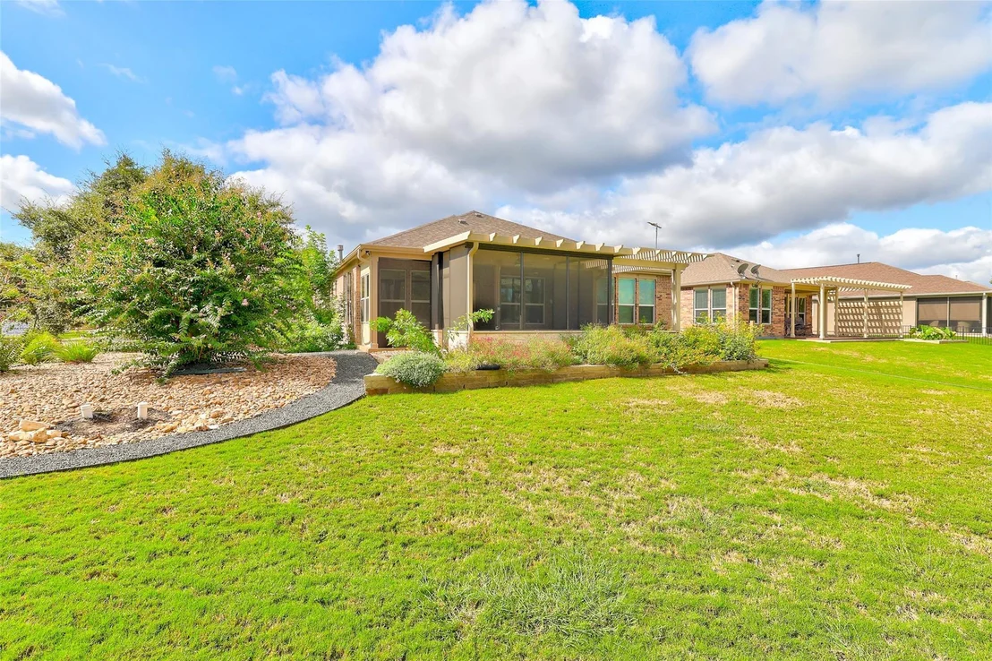 Photo of 2 Acacia WAY