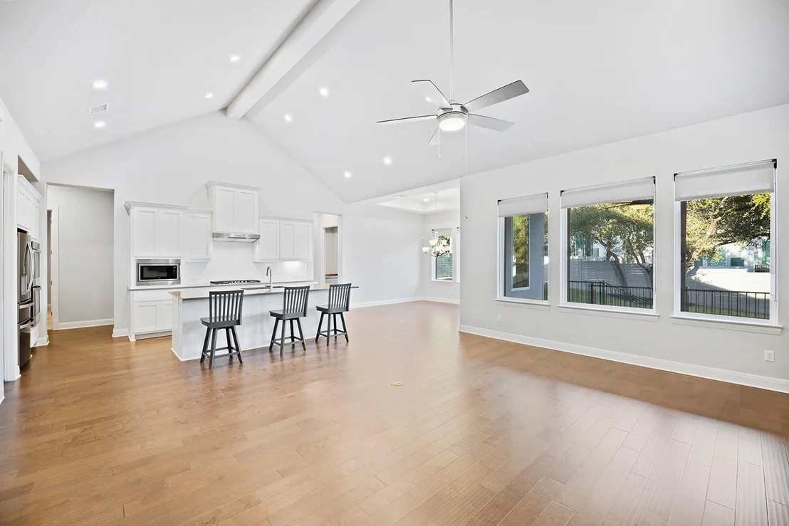 Photo of 212 Iva June LN