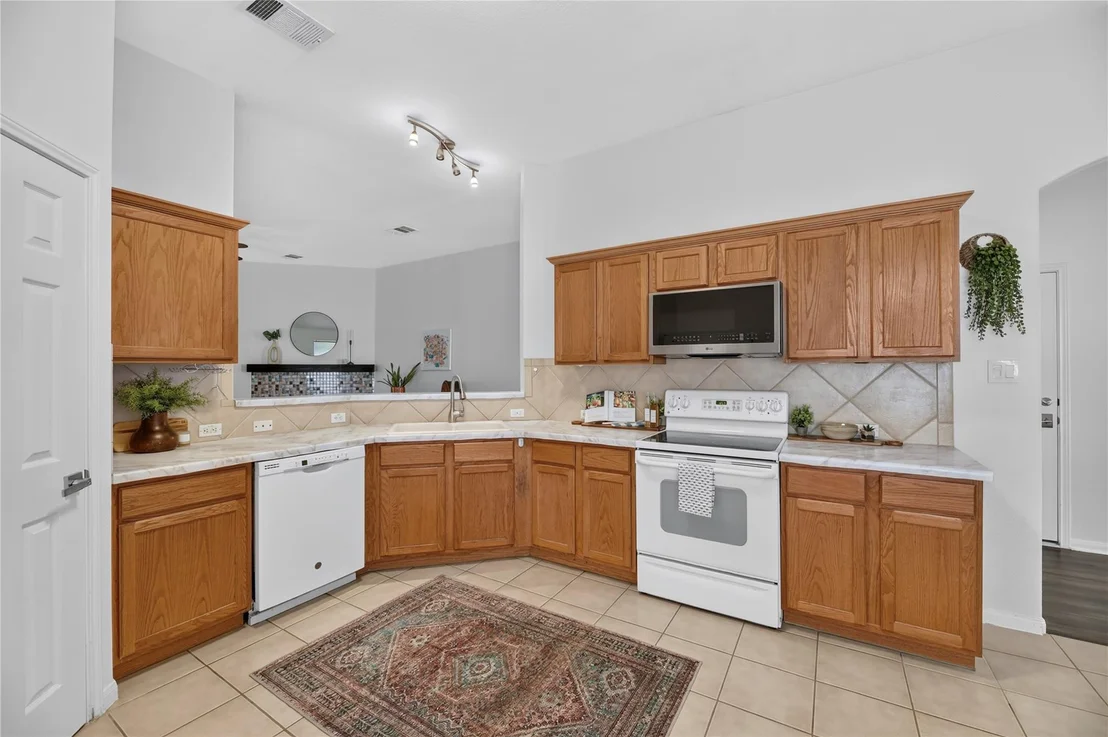 Photo of 9213 Grant Forest DR