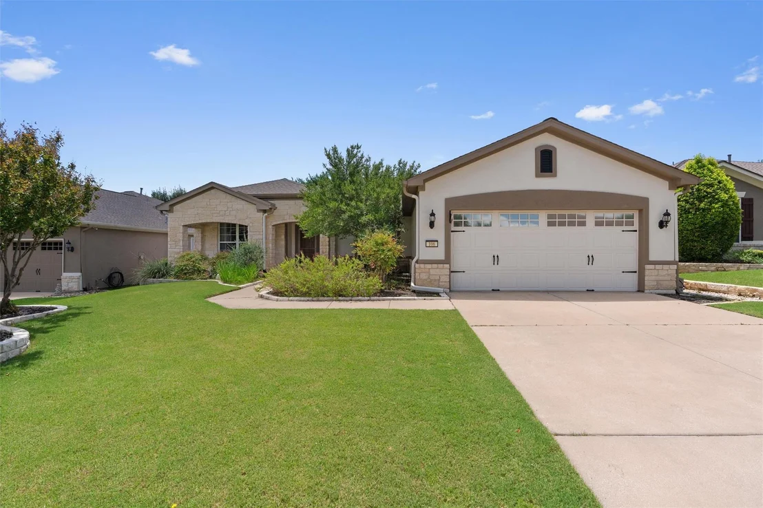 Photo of 106 Angelina CV