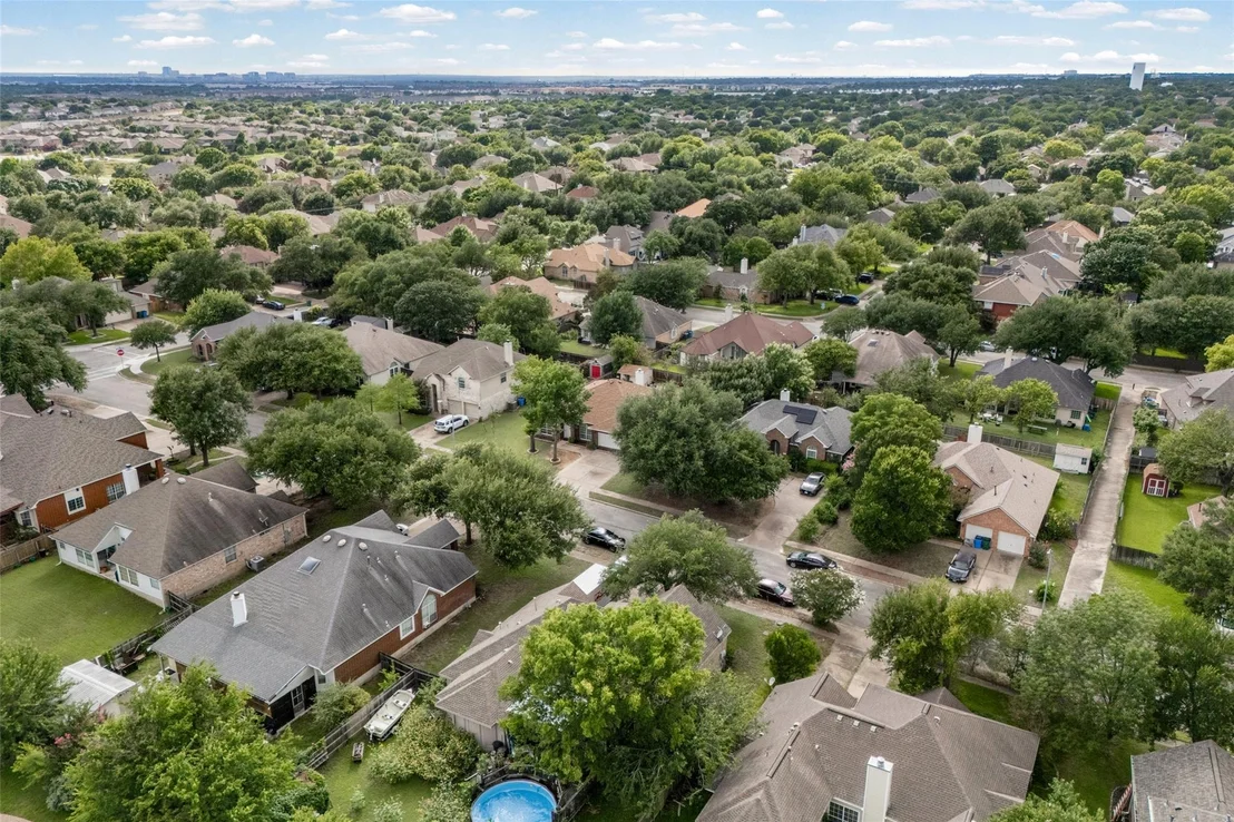 Photo of 801 Brown DR