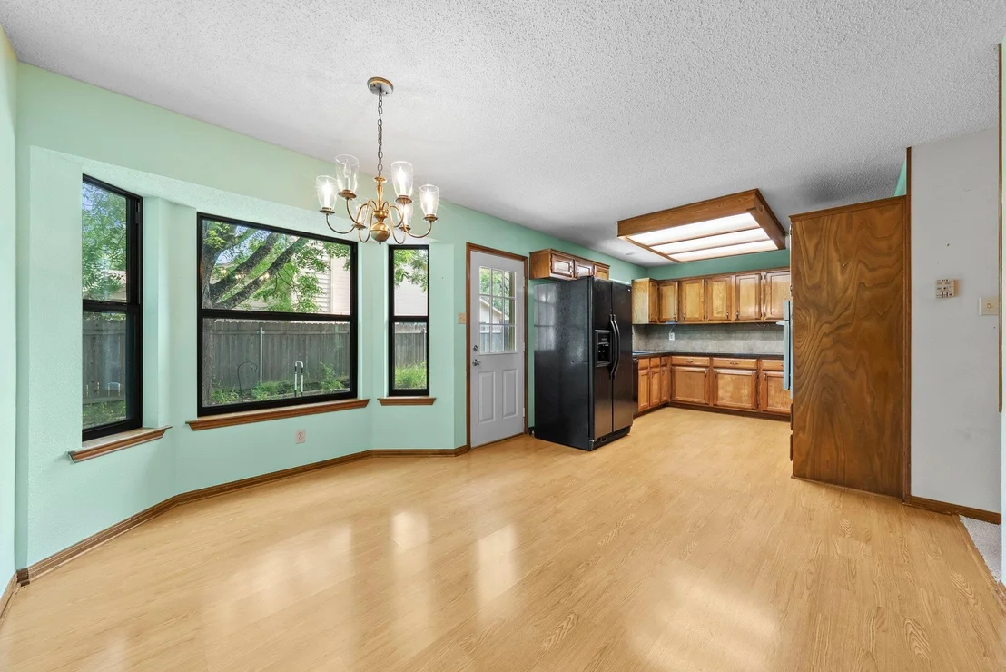 Photo of 203 Settlers DR